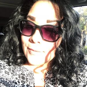 Meet your Posher, Yvonne